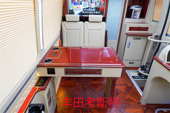 一汽豐田柯斯達(dá)進(jìn)口考斯特改裝工廠店 動(dòng)態(tài)影像視覺創(chuàng)意設(shè)計(jì)新高度